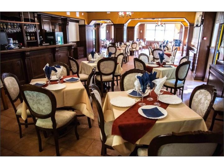 Hotel Trei Brazi, Baile Olanesti - imaginea 