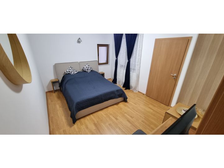 Camere de inchiriat Casa Merci, Campulung - imaginea 