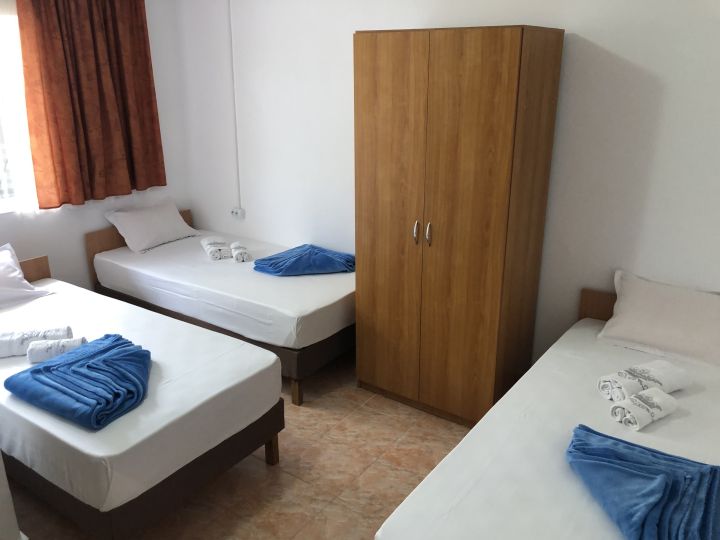 Hostel Sea Breeze, Costinesti - imaginea 