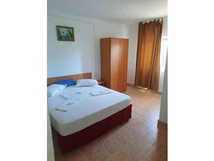 Hostel Sea Breeze, Costinesti - imaginea 