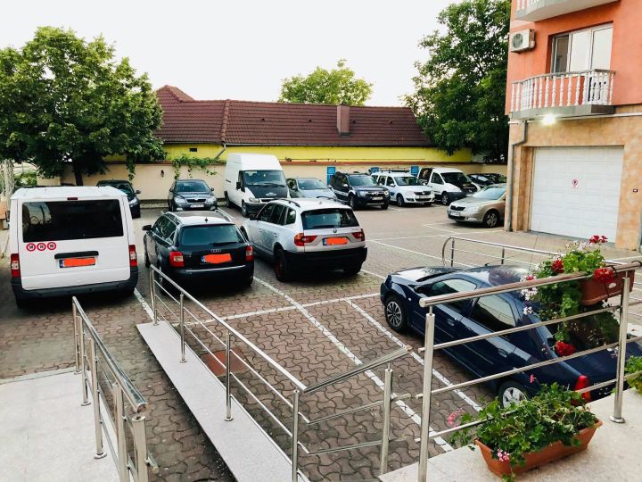 Pensiunea Roua, Arad oras - imaginea 