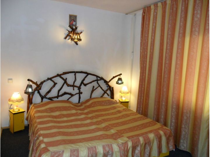 Hotel Bulevard, Sinaia - imaginea 