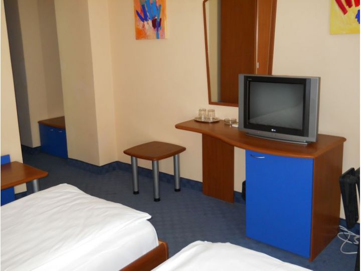 Hotel Amfiteatru, Calafat - imaginea 