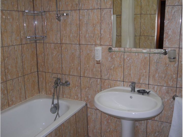 Hotel Amfiteatru, Calafat - imaginea 