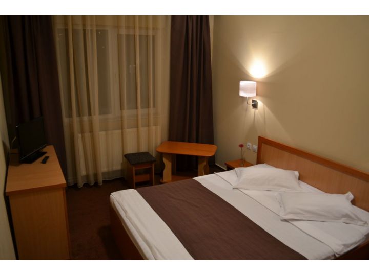 Vila Tiffany, Hunedoara Oras - imaginea 