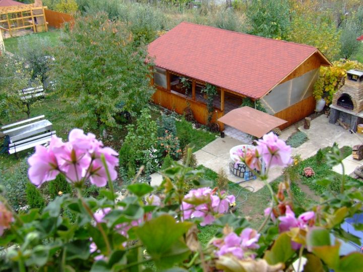 Vila Nina, Campina - imaginea 
