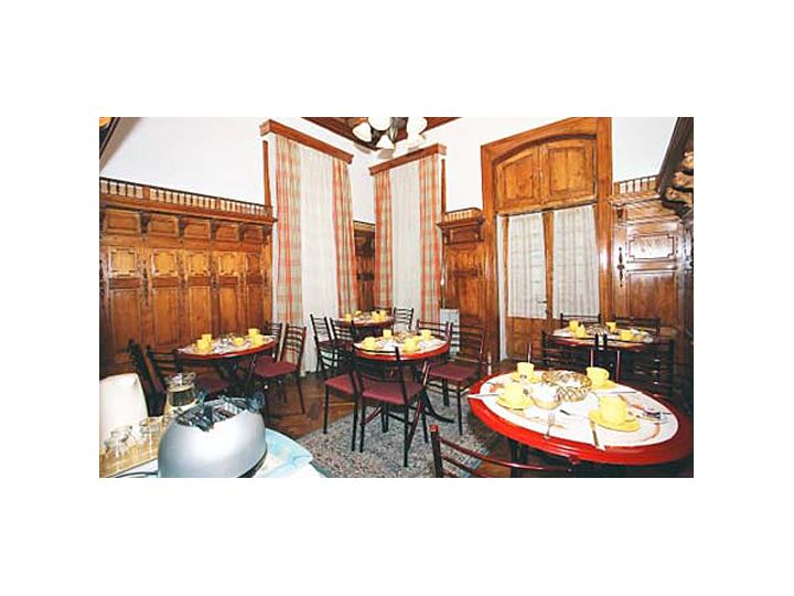 Vila Camelia, Sinaia - imaginea 