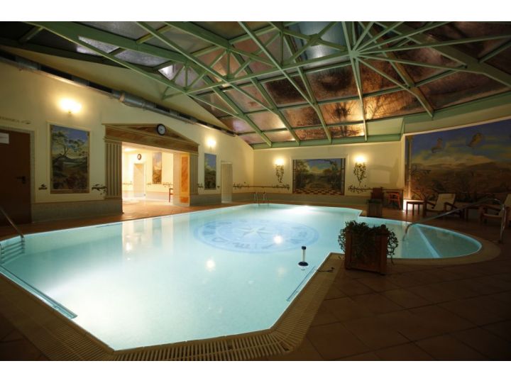Hotel International, Sinaia - imaginea 