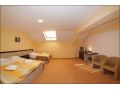 Hotel Edelweiss, Medias - thumb 11