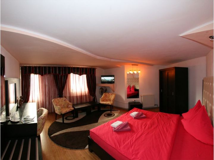 Pensiunea El Plazza, Baile Herculane - imaginea 