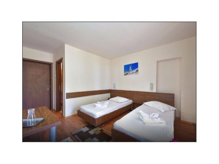 Complex turistic Mediteranean, Mamaia - imaginea 