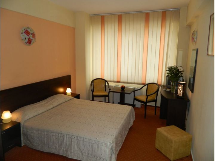 Hotel Elizeu, Bucuresti - imaginea 