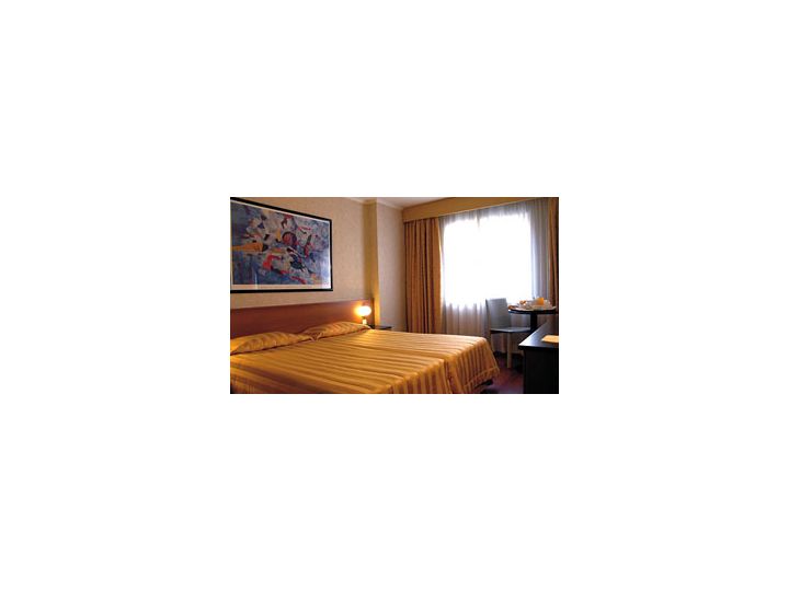 Hotel Vip Executive Madrid, Lisabona - imaginea 