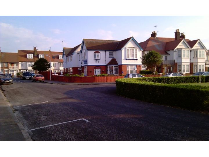 Pensiunea Westbrook Lodge Guest House, Anglia - imaginea 