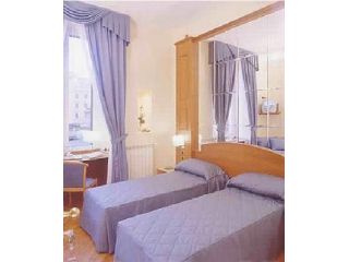 Hotel 69 Manin Street Deluxe B&B, Roma - 3
