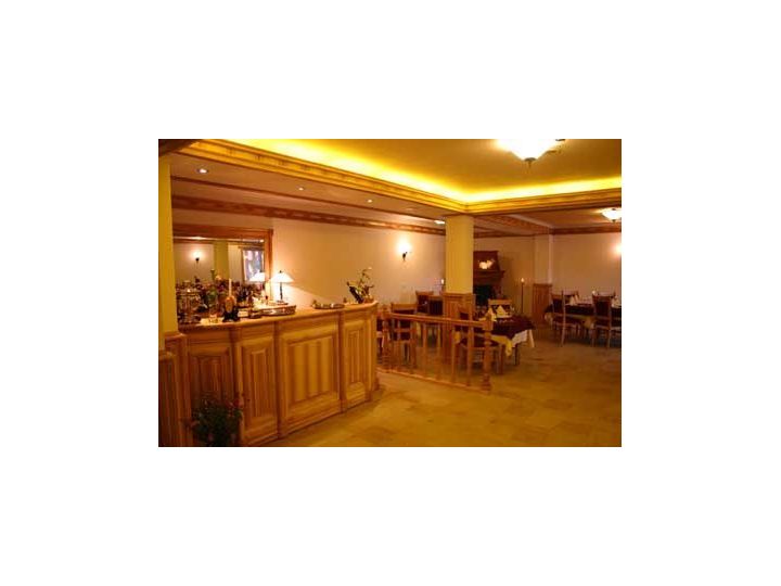 Hotel Manoir Mignon, Campulung Moldovenesc - imaginea 