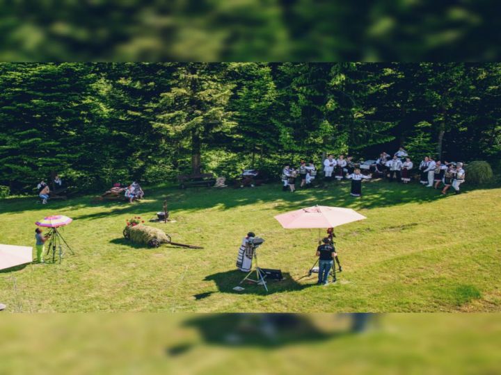 Pensiunea Poiana Bucovat, Varfu Dealului - imaginea 