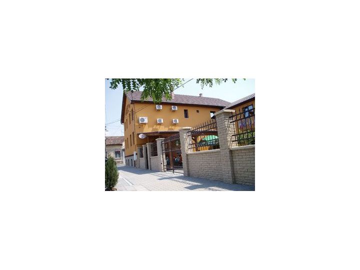 Hotel Iris, Arad oras - imaginea 