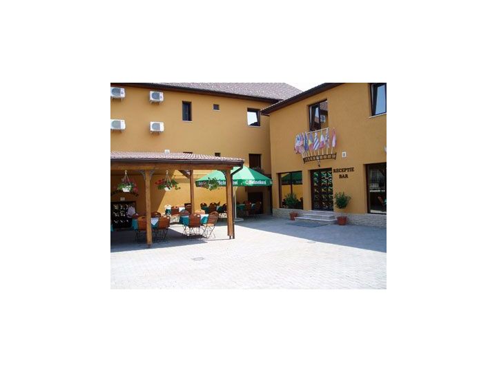Hotel Iris, Arad oras - imaginea 