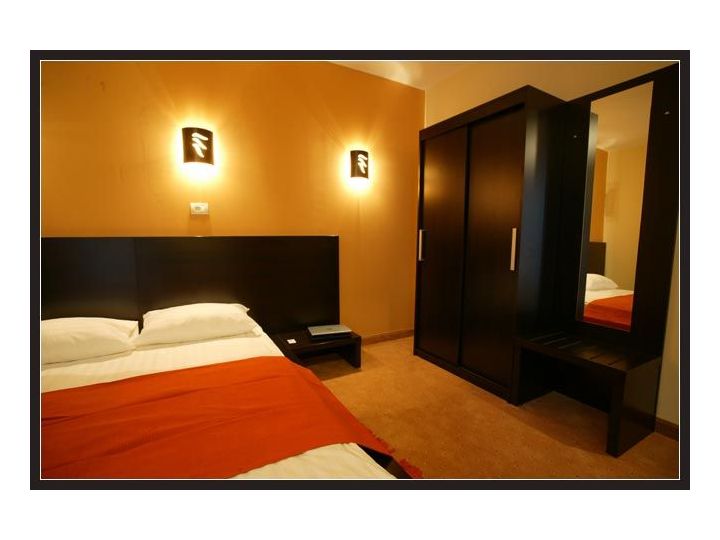 Hotel Maxim, Arad oras - imaginea 