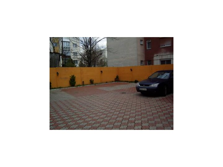 Hotel Queen, Arad oras - imaginea 
