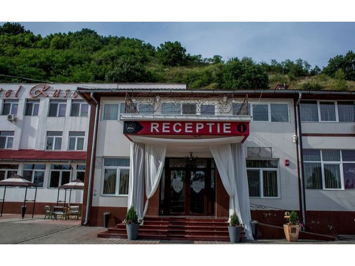 Hotel Rusco, Paulis - imaginea 