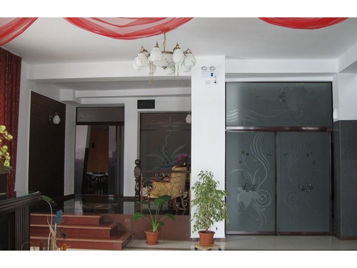 Hotel Rusco, Paulis - imaginea 