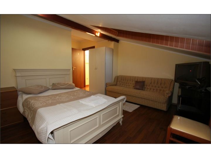 Vila Ancora, Bascov - imaginea 