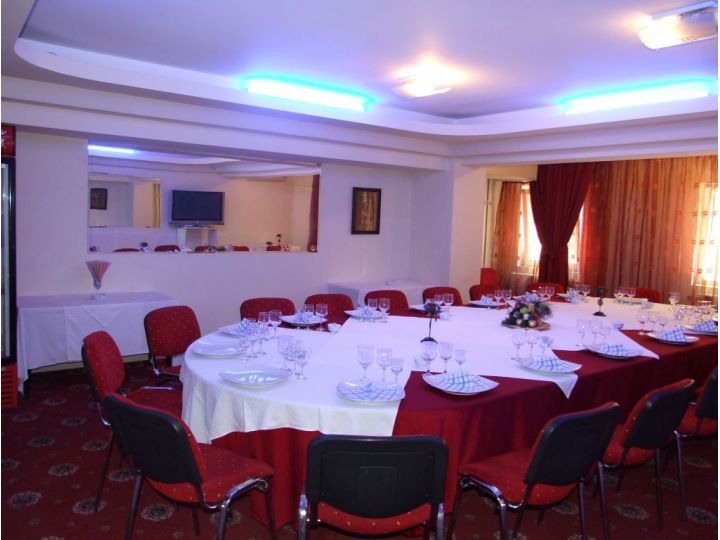 Hotel Carmen, Pitesti - imaginea 