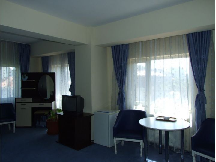 Hotel Carmen, Pitesti - imaginea 