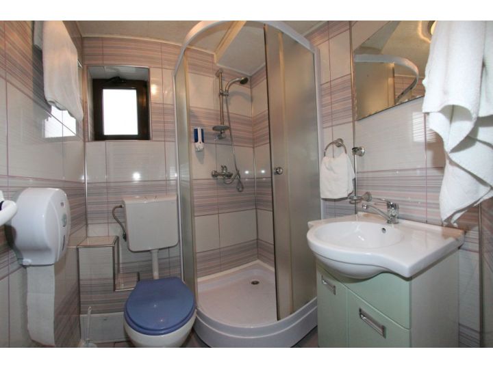 Hostel Flamingo, Pitesti - imaginea 
