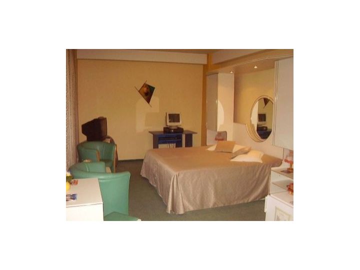 Hotel Magic, Pitesti - imaginea 