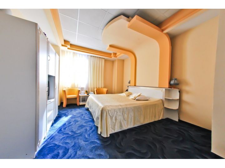 Hotel Magic, Pitesti - imaginea 