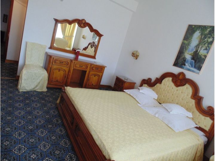 Hotel Decebal, Bacau Oras - imaginea 