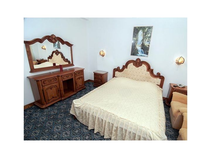 Hotel Decebal, Bacau Oras - imaginea 