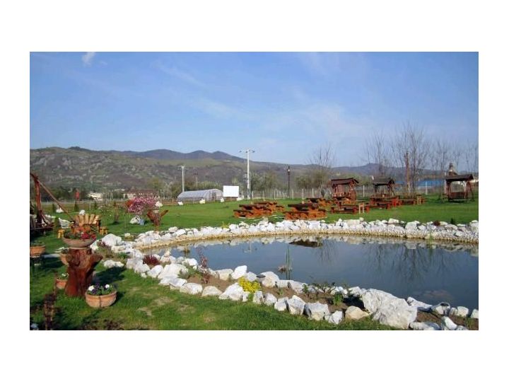 Pensiunea Magic Garden, Darmanesti Bacau - imaginea 