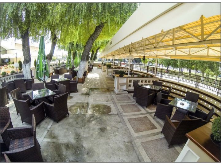 Hotel Trotus, Onesti - imaginea 