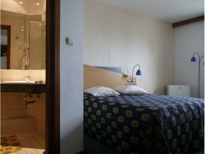 Hotel Iris, Bors - imaginea 