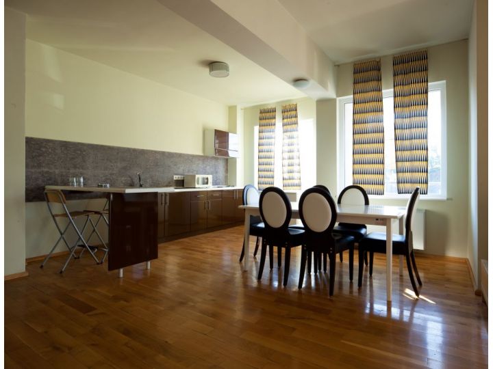 Hotel Living In ApartHotel, Oradea - imaginea 