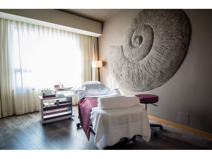 Hotel Ramada, Oradea - imaginea 