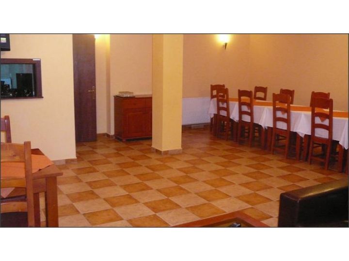 Pensiunea Villa Roua, Simon Bran - imaginea 