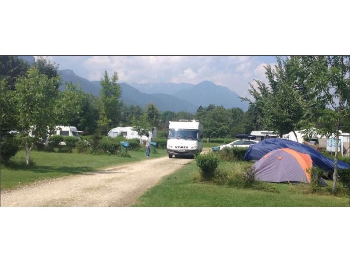 Campingul Vampire Camping, Sohodol Bran - imaginea 