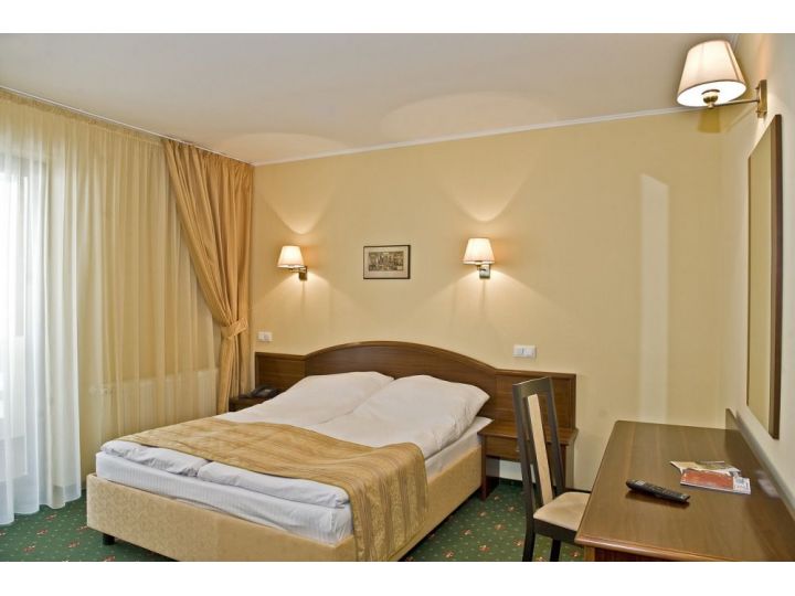 Hotel Coroana Brasovului, Brasov Oras - imaginea 