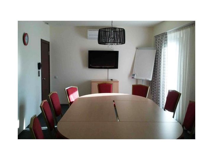 Hotel Cubix, Brasov Oras - imaginea 