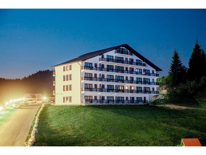 Hotel Piatra Craiului, Fundata - imaginea