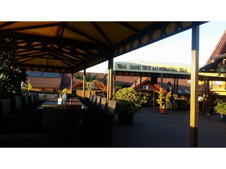 Complex turistic Max International, Rasnov - imaginea 