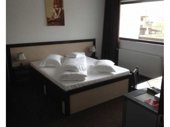 Camere de inchiriat Rosenville, Rasnov - imaginea 