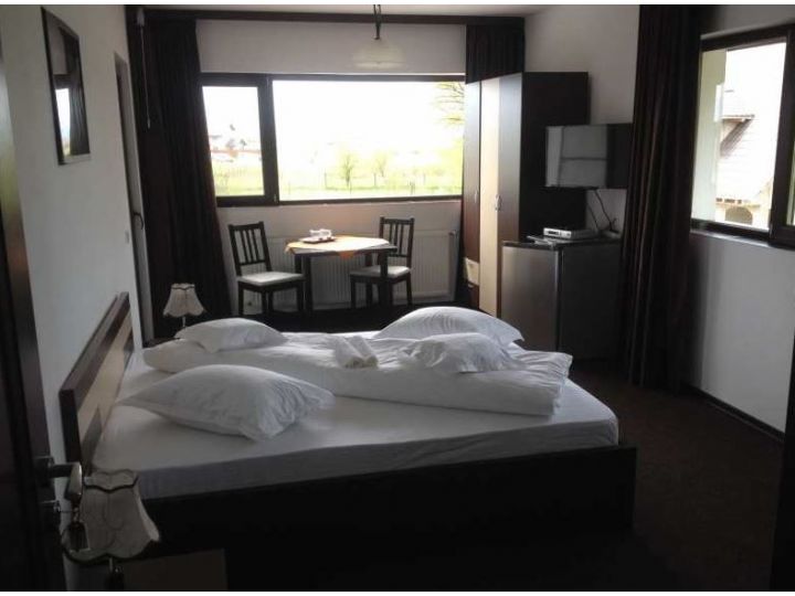 Camere de inchiriat Rosenville, Rasnov - imaginea 