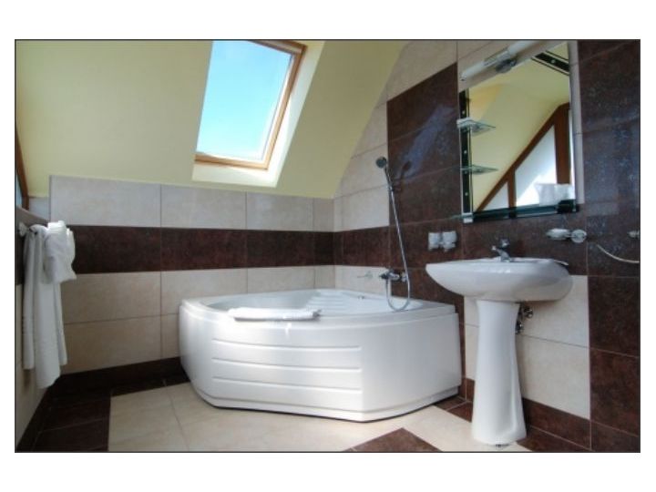 Hotel Royal Garden Tarlungeni, Tarlungeni - imaginea 
