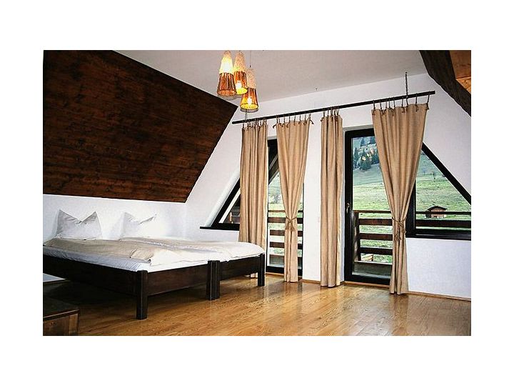 Cabana Taverna Pietrei Craiului, Zarnesti - imaginea 